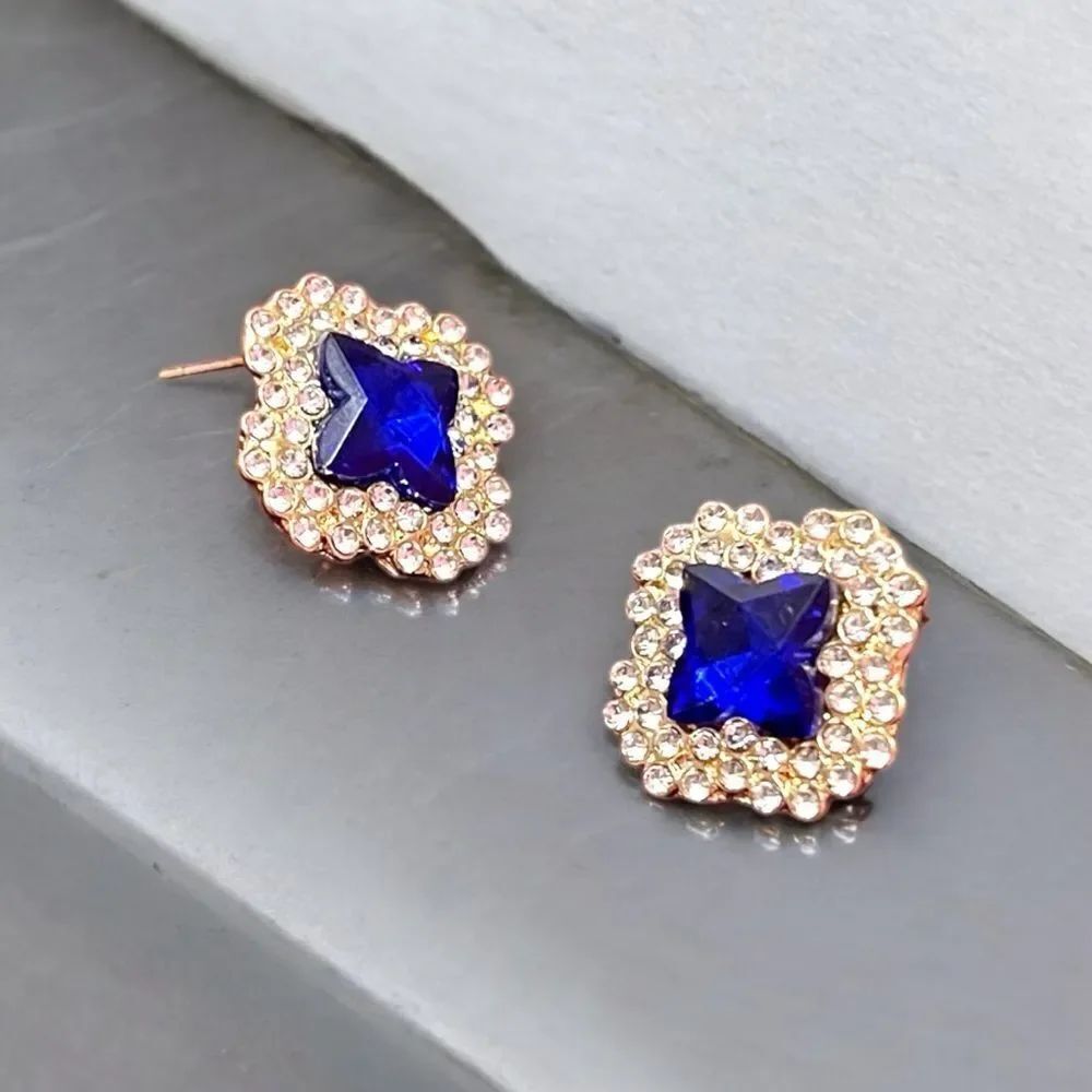 Elegant Blue And White Crystal Clover Gold Tone Stud Earrings